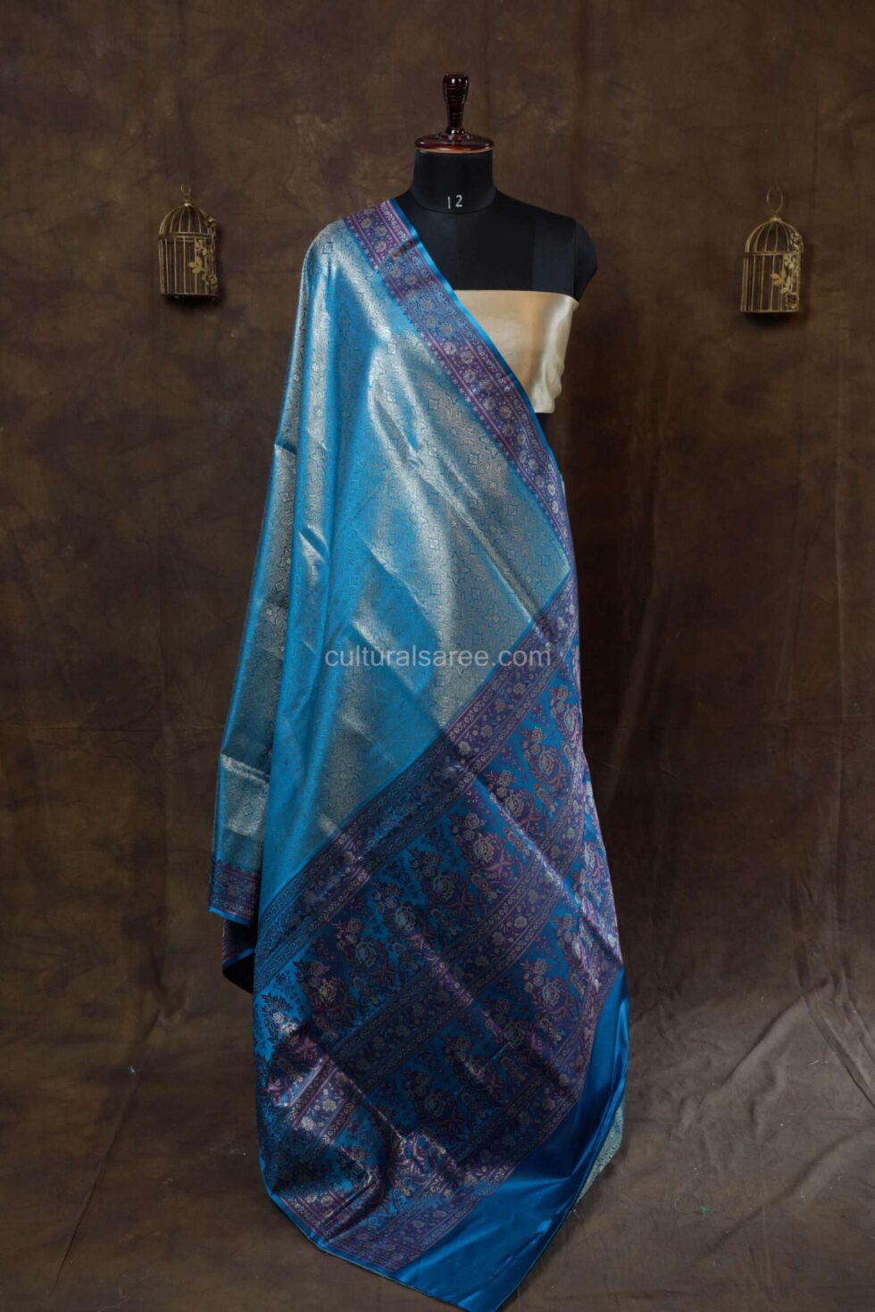 Marine Blue Tanchoi Pure Silk Banarasi Saree with Floral motifs