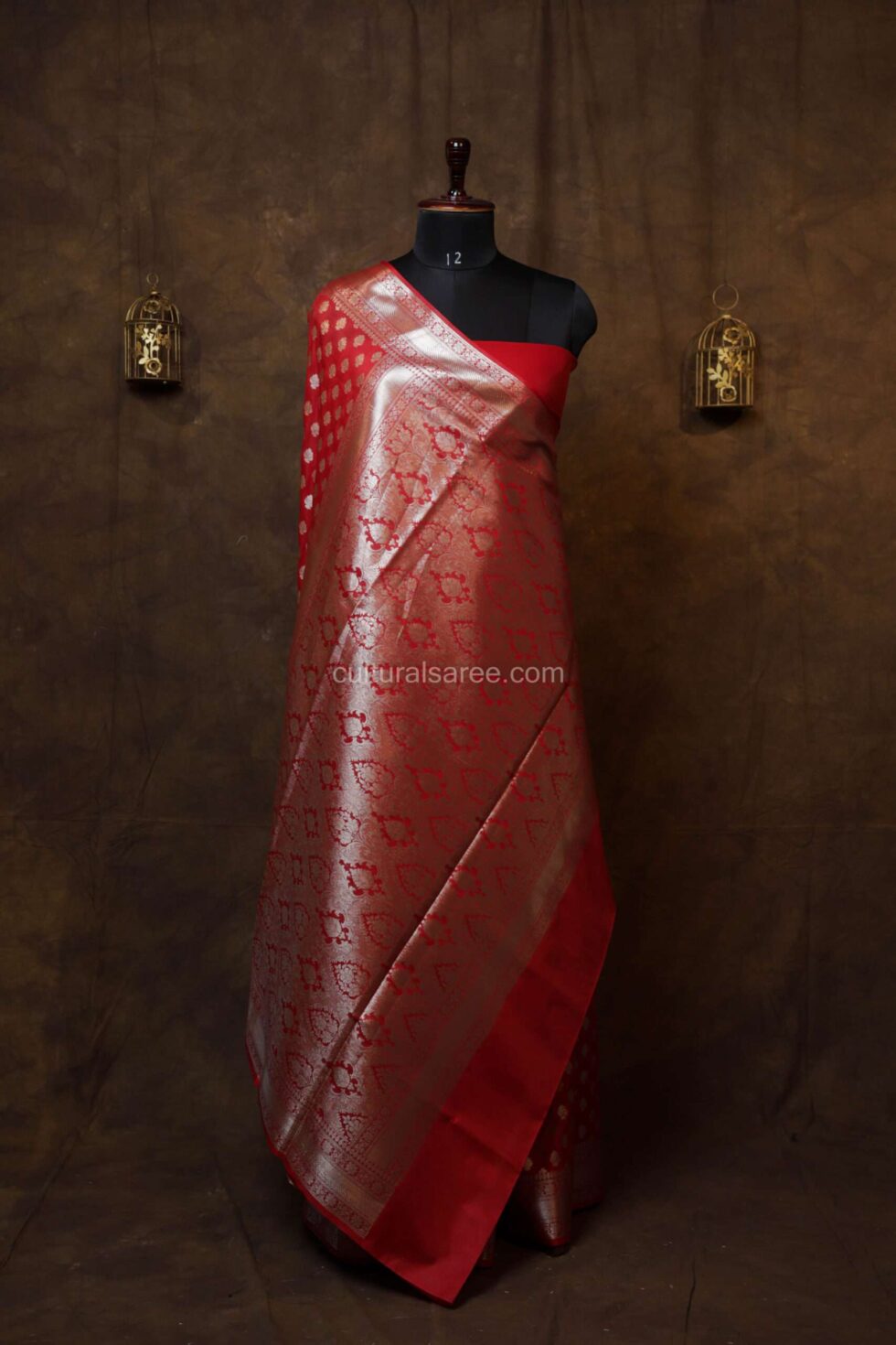 Royal red banarasi silk paudi saree with beautifull floral border and pallu