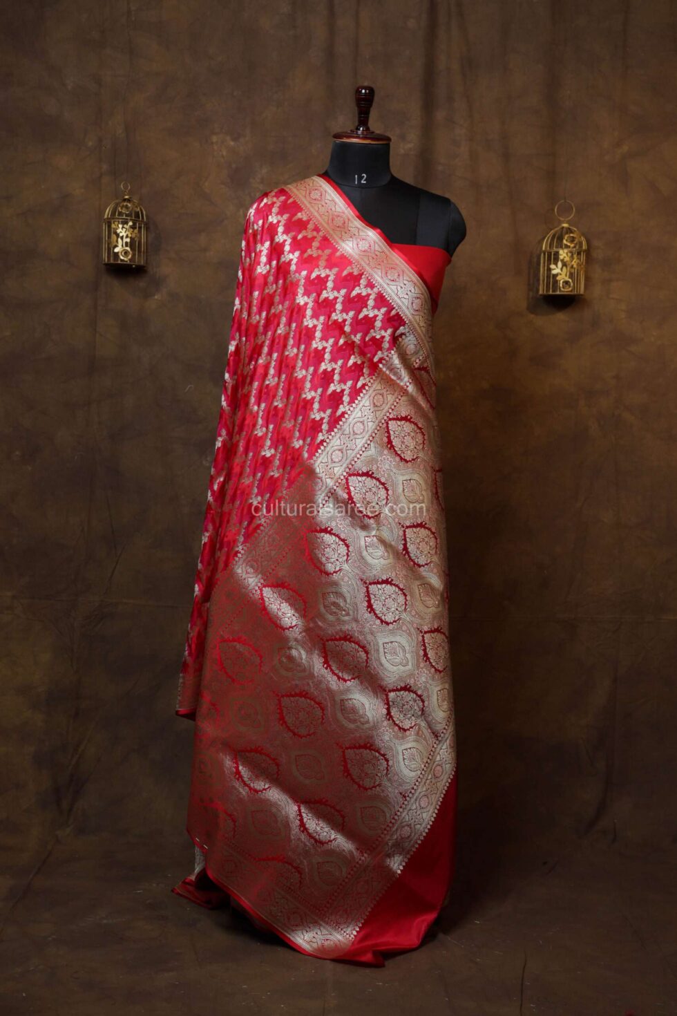 Royal red banarasi rang kart silk saree with beautiful silver border and achal